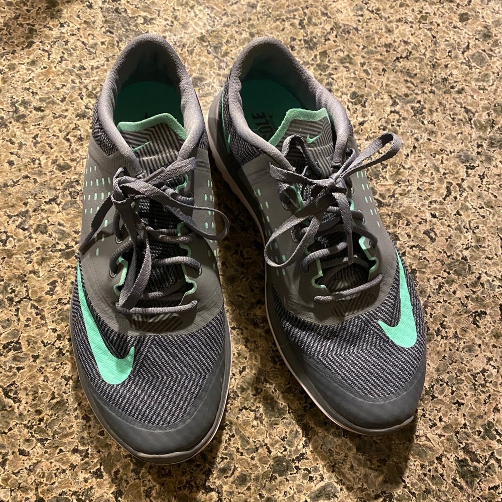 Women’s Nike athletic shoe- Grey/Mint
